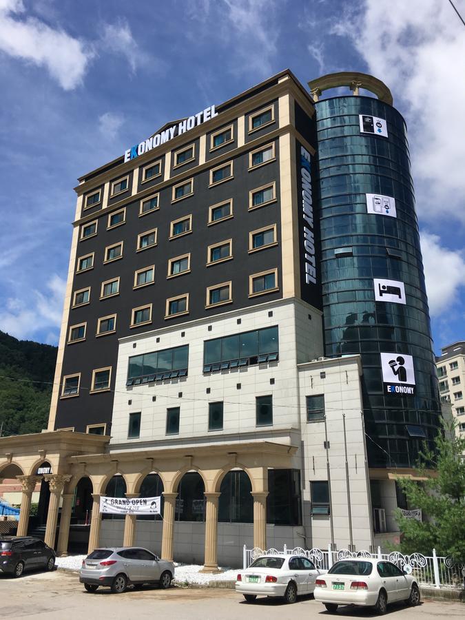 Ekonomy Hotel Jeongseon Exterior photo